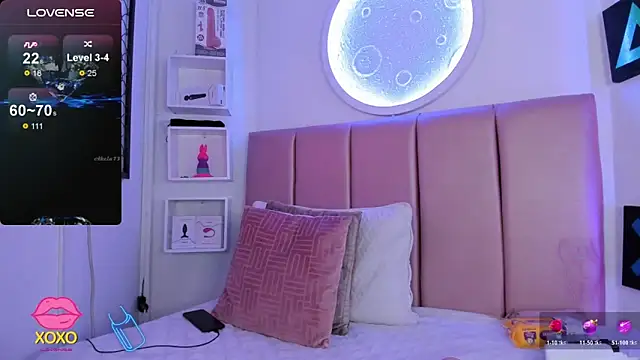 pamela dimantis  online show from 10-24-25, 02:52