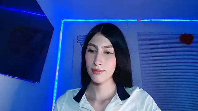 valeria gonzales  online show from 10-28-25, 11:18