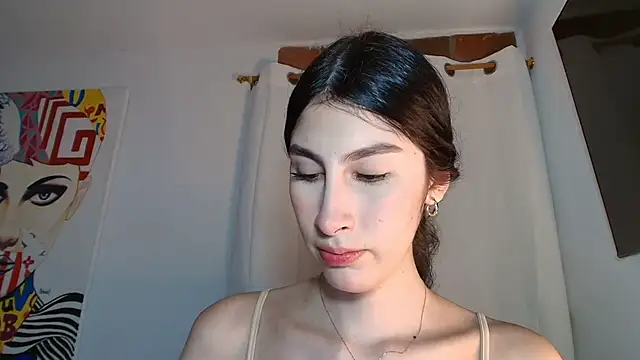 Snapshot of valeria_gonzales_ chatting on 05-28-26, 11:02 valeria gonzales online show from 05-28-26, 11:02