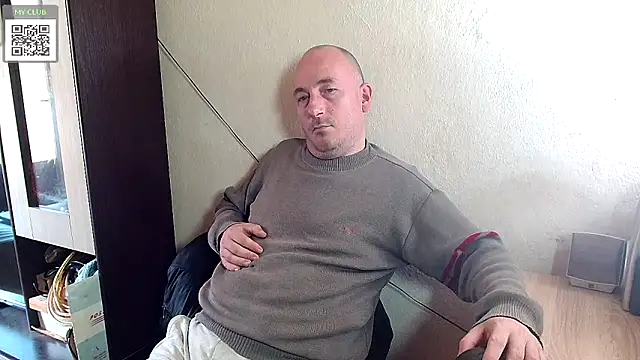 Snapshot of Johan___Barker chatting on 03-19-25, 08:55 Johan Barker online show from 03-19-25, 08:55