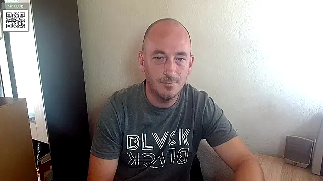 Snapshot of Johan___Barker chatting on 09-11-25, 11:43 Johan Barker online show from 09-11-25, 11:43