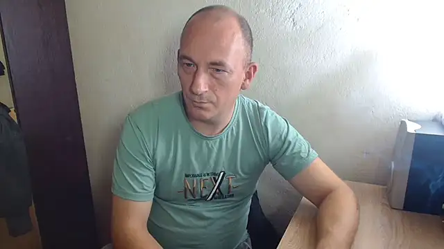 Snapshot of Johan___Barker chatting on 10-06-25, 10:45 Johan Barker online show from 10-06-25, 10:45