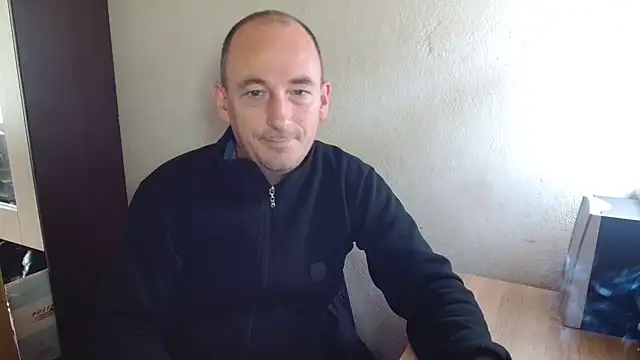 Snapshot of Johan___Barker chatting on 10-09-25, 11:08 Johan Barker online show from 10-09-25, 11:08