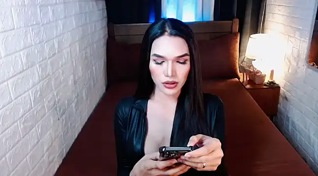 Snapshot of Sexy_Adrestia chatting on 03-11-25, 09:13 Sexy Adrestia online show from 03-11-25, 09:13