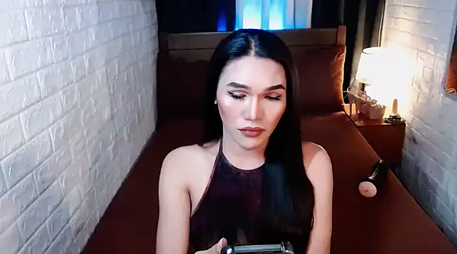 Snapshot of Sexy_Adrestia chatting on 03-20-25, 09:15 Sexy Adrestia online show from 03-20-25, 09:15