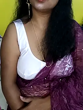 Snapshot of Anushka_21 chatting on 09-14-25, 05:56 Anushka 21 online show from 09-14-25, 05:56