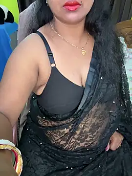 Snapshot of Anushka_21 chatting on 11-15-25, 12:41 Anushka 21 online show from 11-15-25, 12:41