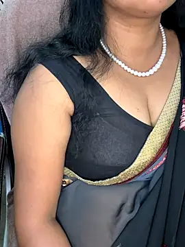 Snapshot of Anushka_21 chatting on 12-04-25, 06:27 Anushka 21 online show from 12-04-25, 06:27