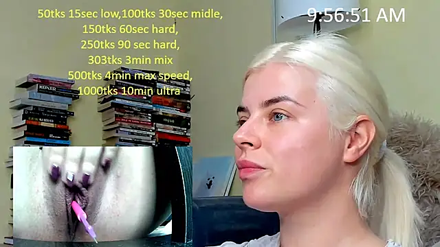 queenofthenighttt online show from 11-22-25, 08:57