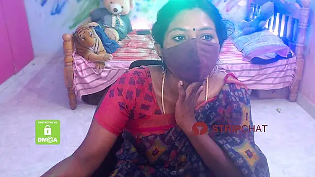 Snapshot of Novapol chatting on 01-12-25, 01:42 Novapol online show from 01-12-25, 01:42