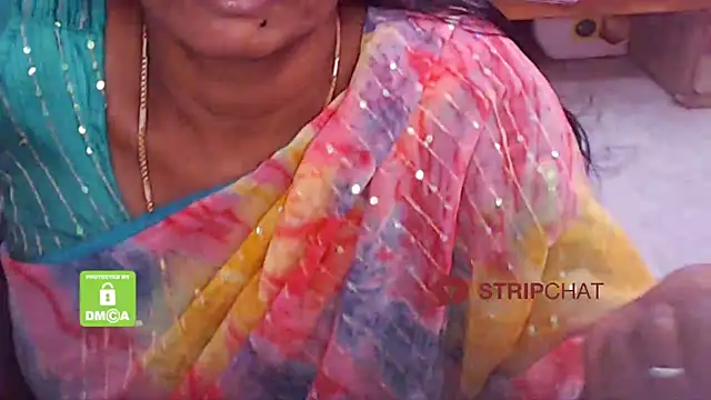 Snapshot of Novapol chatting on 01-28-25, 06:05 Novapol online show from 01-28-25, 06:05