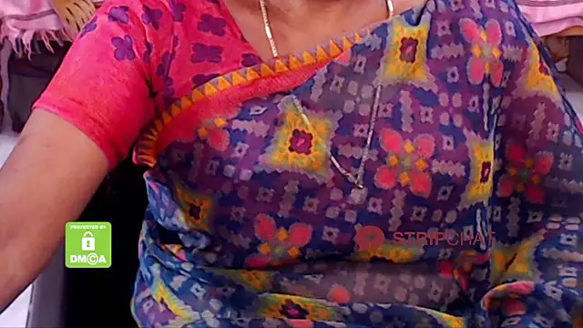 Snapshot of Novapol chatting on 02-03-25, 05:46 Novapol online show from 02-03-25, 05:46