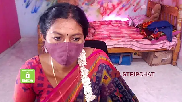 Snapshot of Novapol chatting on 02-04-25, 06:04 Novapol online show from 02-04-25, 06:04