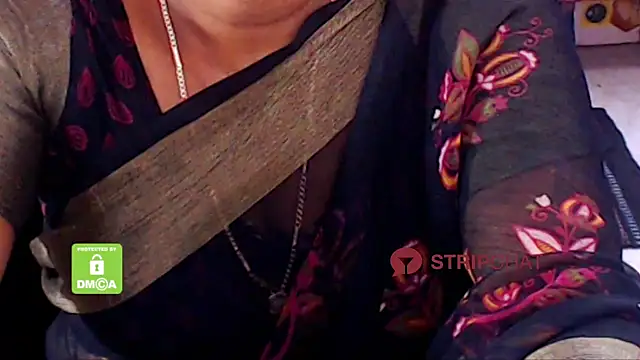 Snapshot of Novapol chatting on 02-05-25, 05:20 Novapol online show from 02-05-25, 05:20