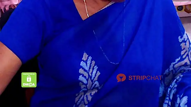 Snapshot of Novapol chatting on 02-08-25, 05:29 Novapol online show from 02-08-25, 05:29