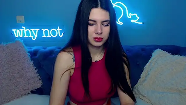 ViollinaLove online show from 01-28-25, 05:43