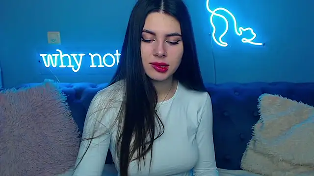 ViollinaLove online show from 01-31-25, 05:51