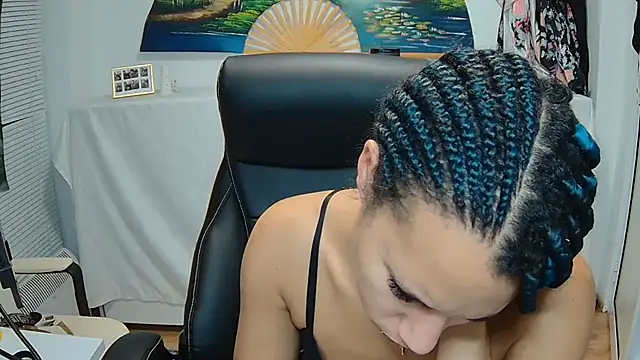 Snapshot of AaliyahHarris chatting on 12-10-24, 05:22 AaliyahHarris online show from 12-10-24, 05:22