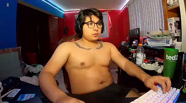 Nathanroberts111 online show from 01-28-25, 05:46