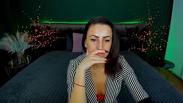 Rebecca Diamond online show from 03-16-25, 12:33