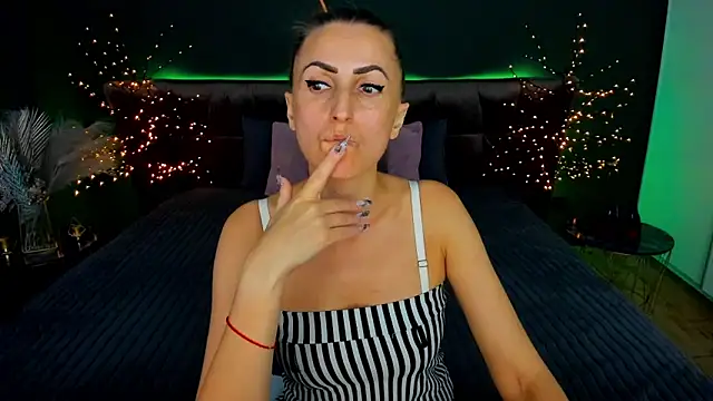 Rebecca Diamond online show from 09-27-25, 11:59