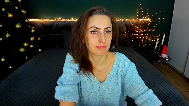 Snapshot of Rebecca_Diamond chatting on 01-14-26, 06:52 Rebecca Diamond online show from 01-14-26, 06:52