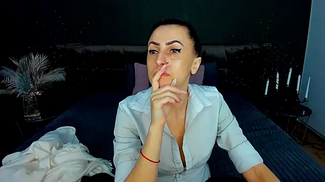 Snapshot of Rebecca_Diamond chatting on 02-09-26, 06:39 Rebecca Diamond online show from 02-09-26, 06:39