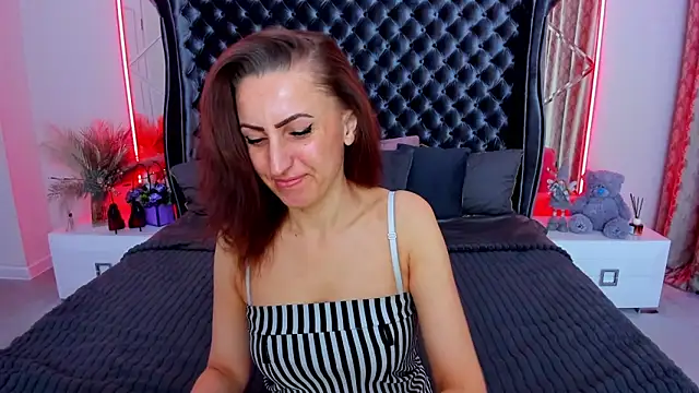 Rebecca Diamond online show from 04-26-26, 05:49