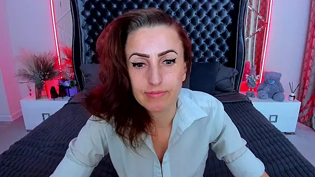 Rebecca Diamond online show from 05-11-26, 05:46