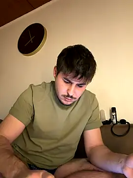 Snapshot of MvM58955050 chatting on 12-16-25, 06:57 MvM58955050 online show from 12-16-25, 06:57