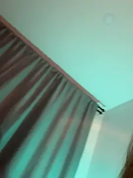 Snapshot of curchez_ chatting on 01-23-25, 02:12 curchez  online show from 01-23-25, 02:12