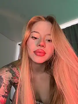 Snapshot of curchez_ chatting on 02-03-25, 08:35 curchez  online show from 02-03-25, 08:35