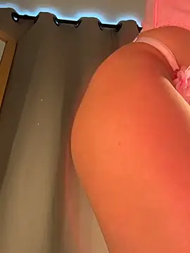 Snapshot of curchez_ chatting on 10-01-25, 07:20 curchez  online show from 10-01-25, 07:20