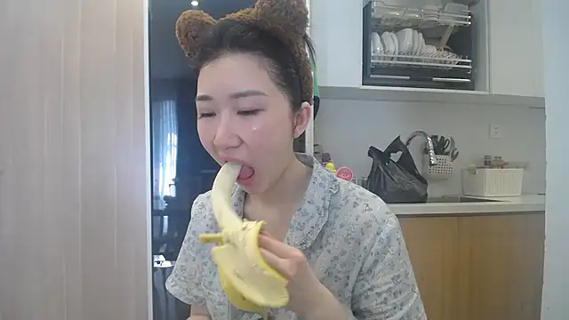 Asiagirll online show from 06-04-26, 01:33