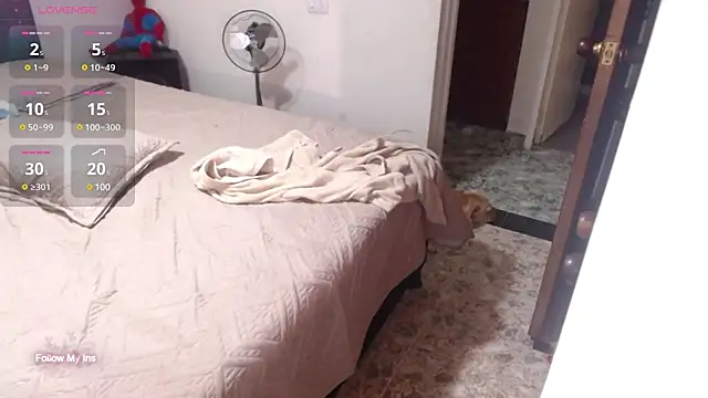 Snapshot of Eva_MilfF chatting on 02-02-25, 11:42 Eva MilfF online show from 02-02-25, 11:42