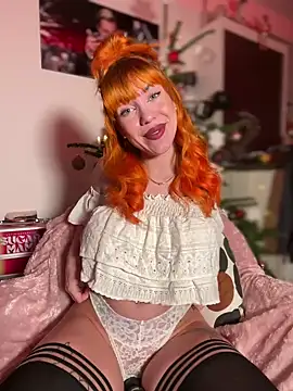 Snapshot of Pia_July_ chatting on 12-19-24, 08:55 Pia July online show from 12-19-24, 08:55