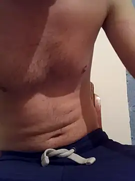 Snapshot of Rolandxxxr chatting on 01-24-25, 07:18 Rolandxxxr online show from 01-24-25, 07:18