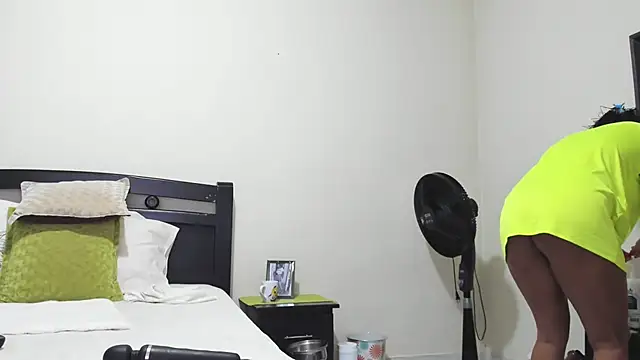 mara2020 69 online show from 03-13-25, 12:02