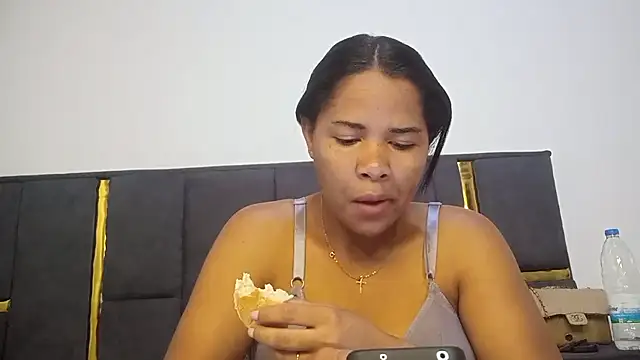 aleixane online show from 12-19-25, 03:35