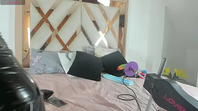 elena mature online show from 02-28-26, 07:15