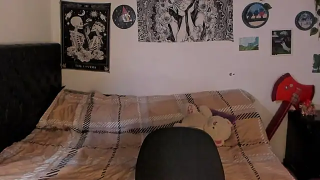 Mary Rosse1 online show from 09-24-25, 06:22