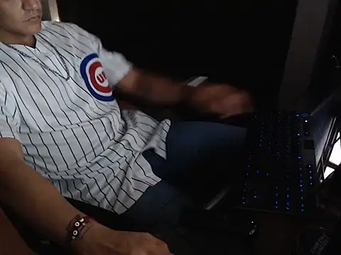 Snapshot of GruesoMexico chatting on 04-03-26, 11:14 GruesoMexico online show from 04-03-26, 11:14