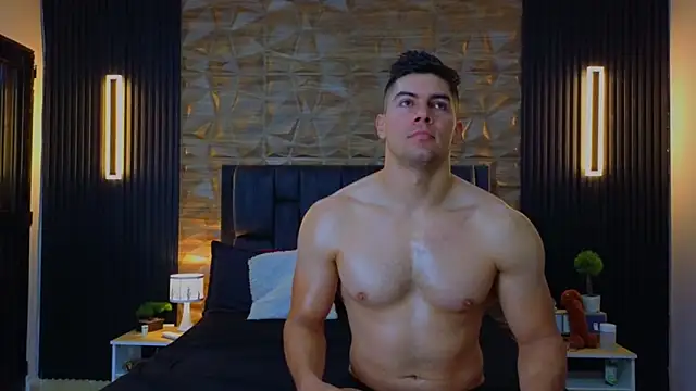 FelipeAndMarcello3 online show from 02-21-25, 09:54