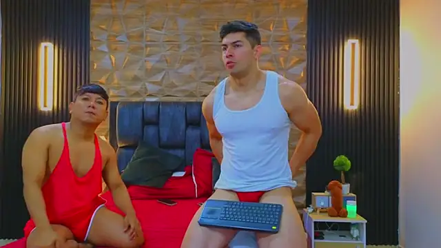 FelipeAndMarcello3 online show from 03-12-25, 02:56