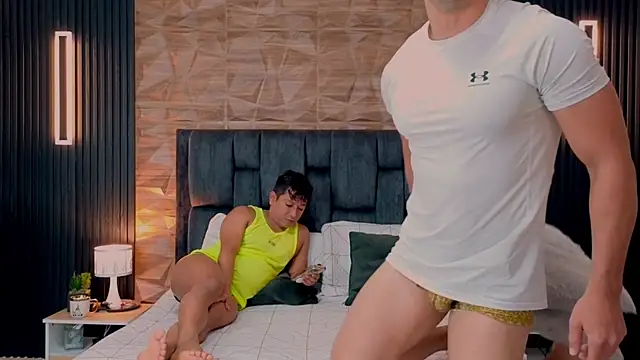 FelipeAndMarcello3 online show from 09-12-25, 02:06