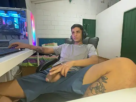 Max TheHorseDick online show from 03-31-26, 01:51