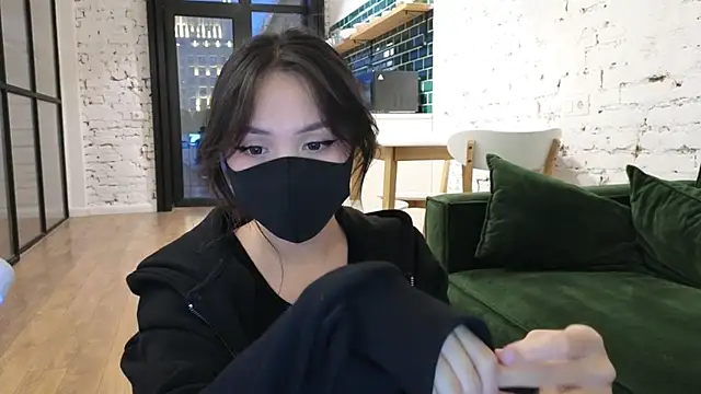 TammiLou online show from 02-08-25, 02:38