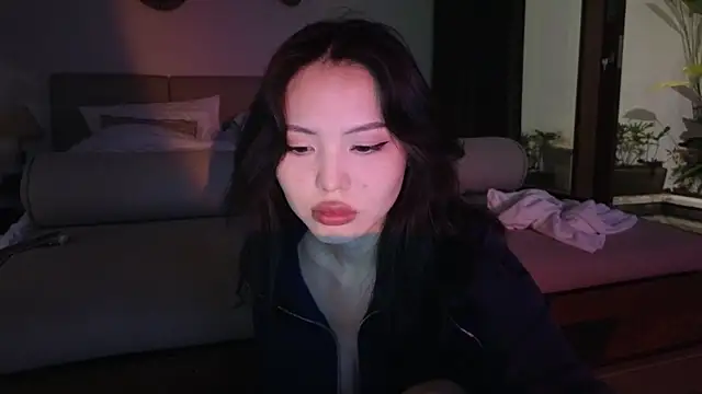 TammiLou online show from 03-02-25, 01:38