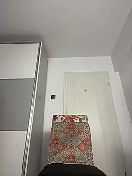 Snapshot of snow_flakee chatting on 03-06-25, 11:03 snow flakee online show from 03-06-25, 11:03