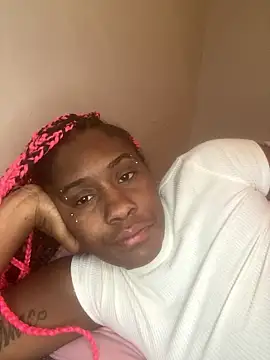 Snapshot of Foreignthababyy chatting on 01-16-26, 09:13 Foreignthababyy online show from 01-16-26, 09:13